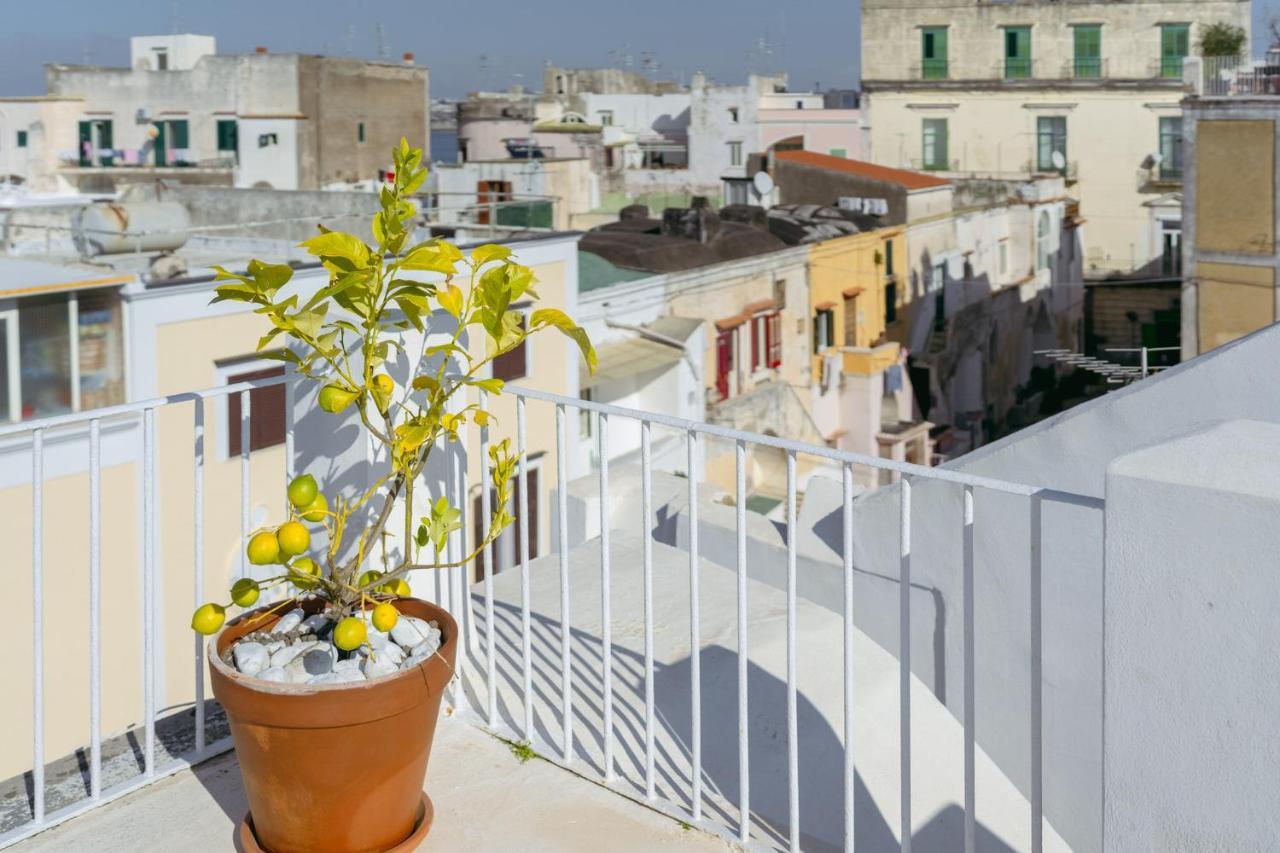 Torretta Corricella- Torretta * Procida