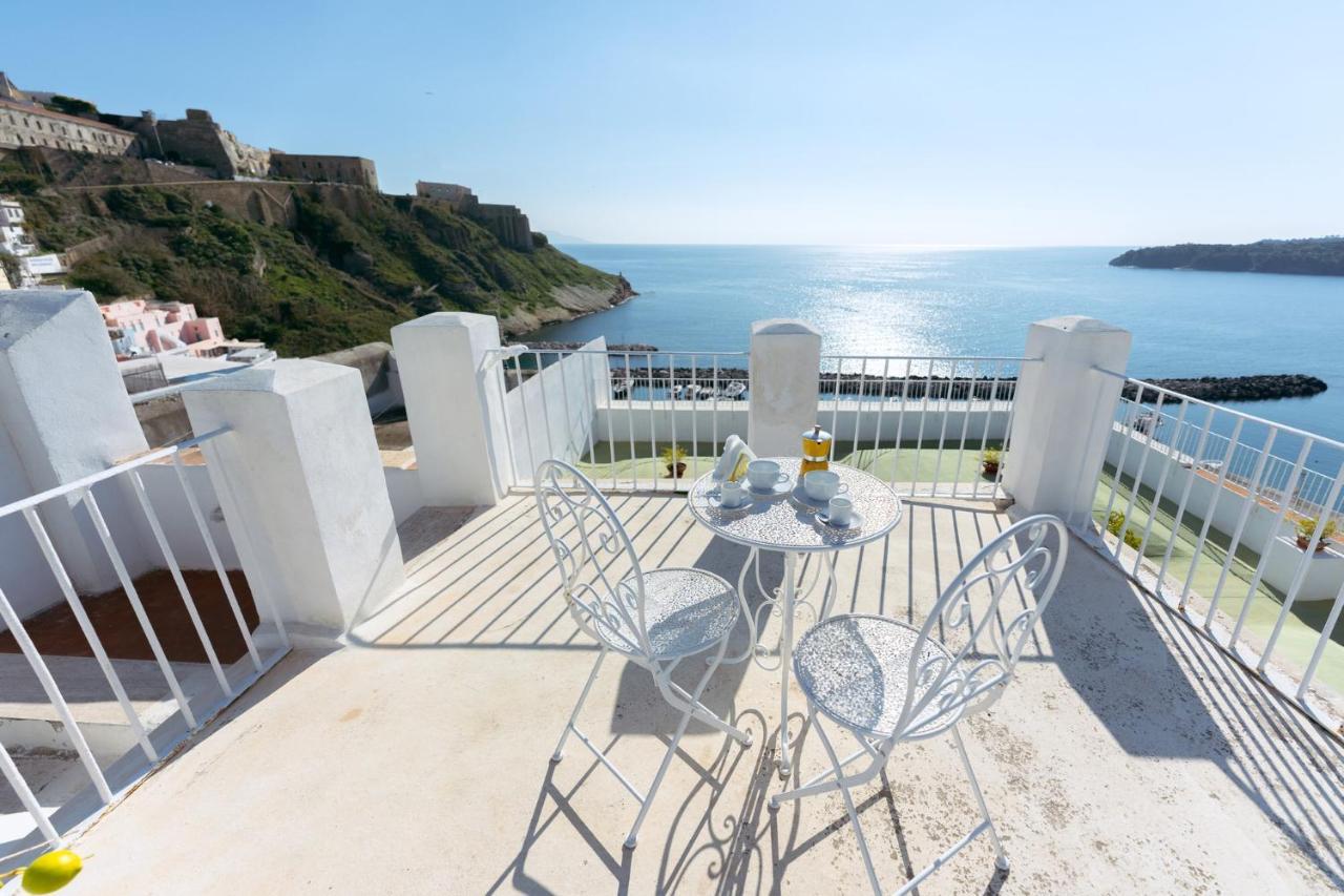 Torretta Corricella- Torretta Apartment Procida